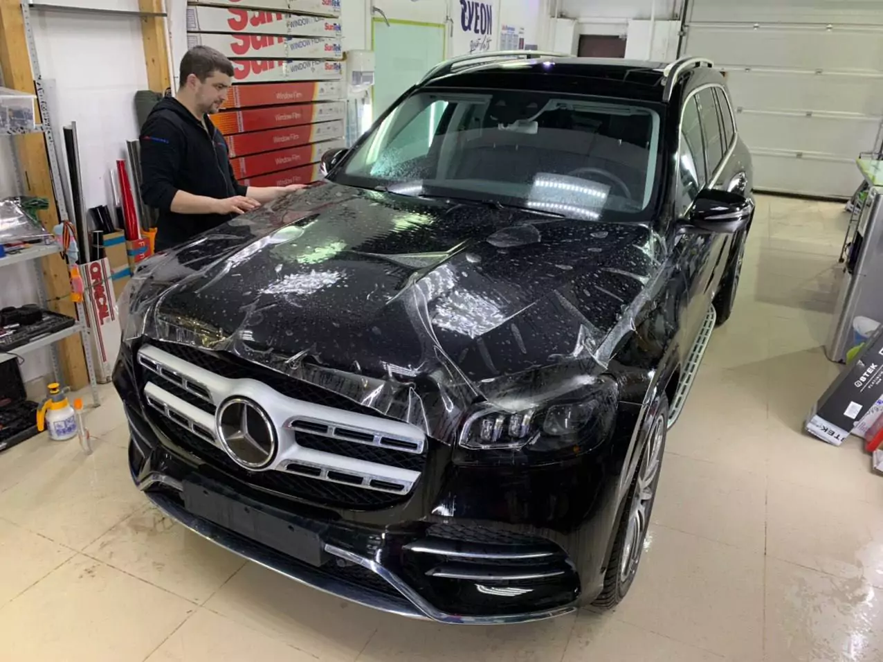 Бронирование автомобиля пленкой